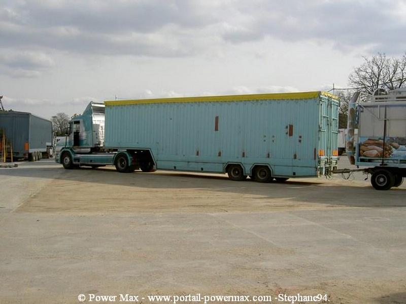 Foire-du-Trone-2005-montage-2005-114