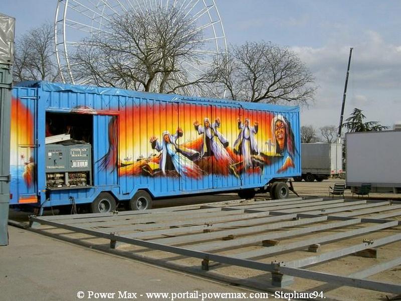 Foire-du-Trone-2005-montage-2005-118