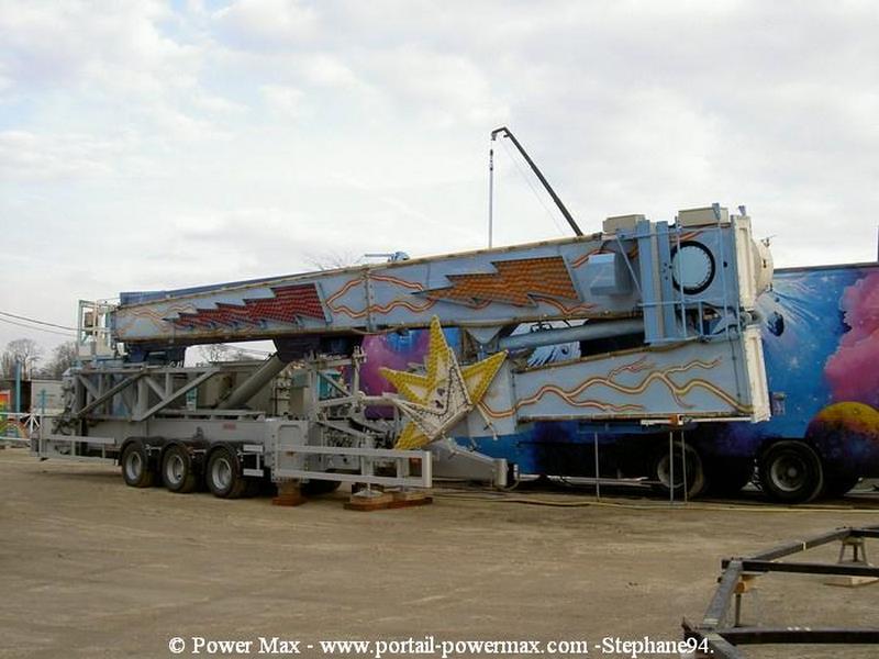 Foire-du-Trone-2005-montage-2005-183