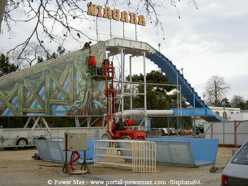 Foire-du-Trone-2005-montage-2005-191