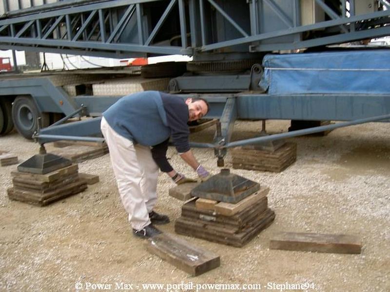 Foire-du-Trone-2005-montage-2005-192