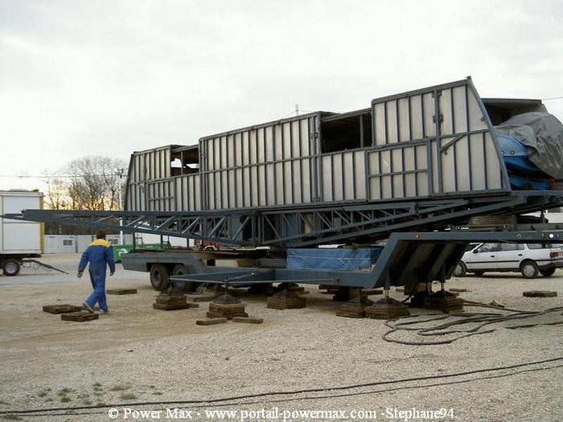 Foire-du-Trone-2005-montage-2005-193