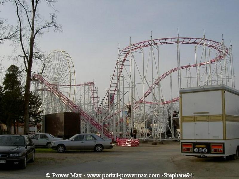 Foire-du-Trone-2005-montage-2005-229