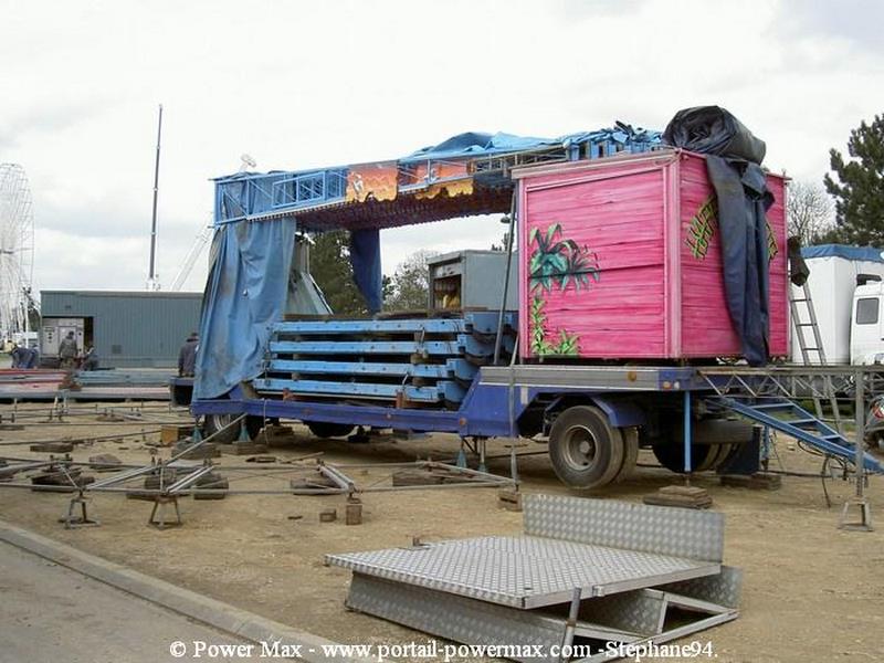 Foire-du-Trone-2005-montage-2005-87