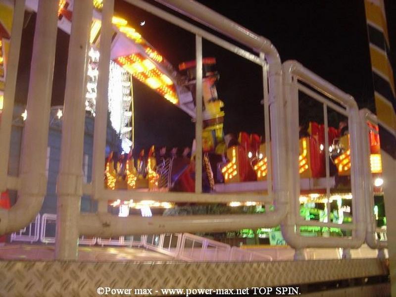 Paris-Foire-du-Trone-2006-151