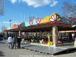Paris-Foire-du-Trone-2006-184