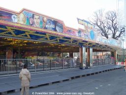 Paris-Foire-du-Trone-2006-185