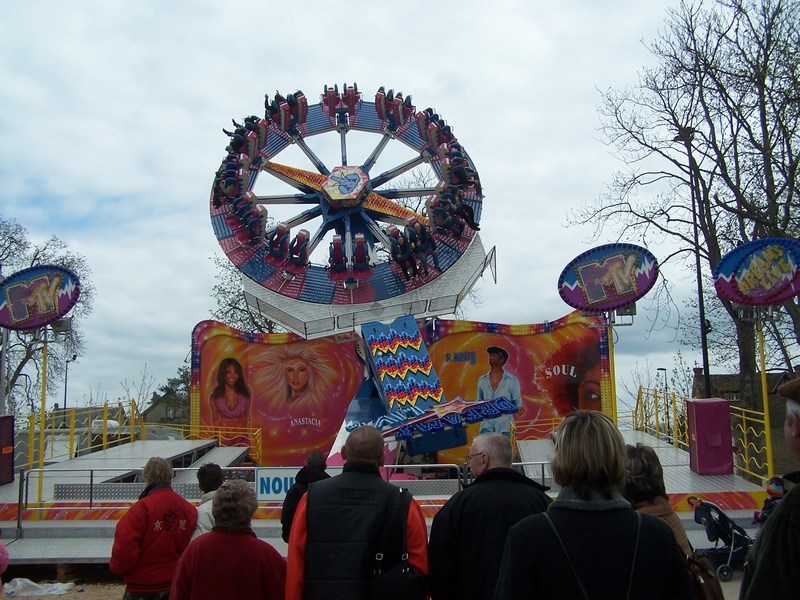 St-Pierre-sur-Dives-2006-55