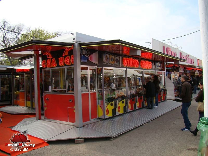 Paris-Foire-du-Trone-2009-145