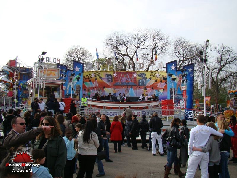 Paris-Foire-du-Trone-2009-155