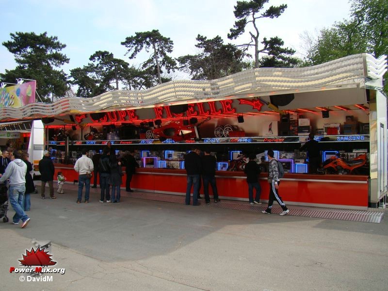 Paris-Foire-du-Trone-2009-189