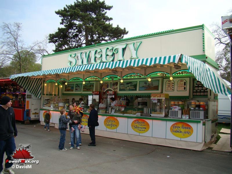 Paris-Foire-du-Trone-2009-198