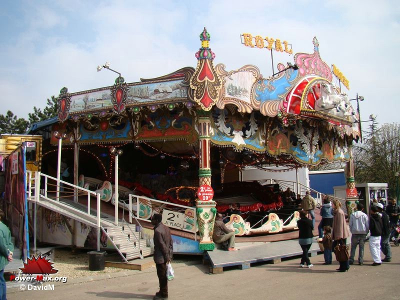 Paris-Foire-du-Trone-2009-82