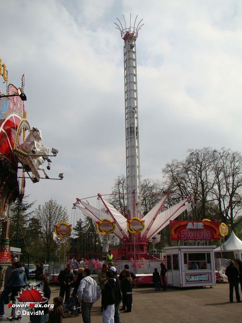 Paris-Foire-du-Trone-2009-83