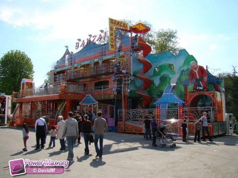 Paris-Foire-du-Trone-2010-138