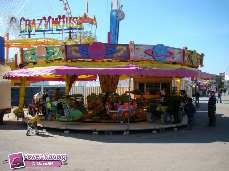 Paris-Foire-du-Trone-2010-32