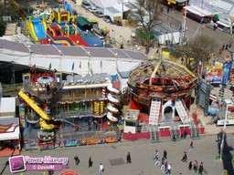 Paris-Foire-du-Trone-2010-104