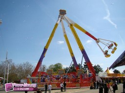 Paris-Foire-du-Trone-2010-112