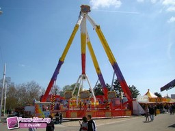 Paris-Foire-du-Trone-2010-121
