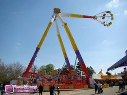 Paris-Foire-du-Trone-2010-122