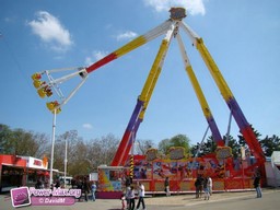 Paris-Foire-du-Trone-2010-123