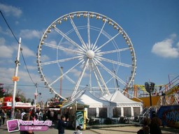 Paris-Foire-du-Trone-2010-134