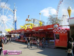 Paris-Foire-du-Trone-2010-135