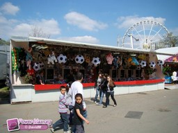 Paris-Foire-du-Trone-2010-141