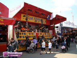 Paris-Foire-du-Trone-2010-167