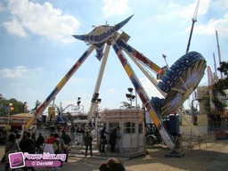 Paris-Foire-du-Trone-2010-172