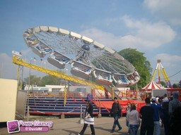 Paris-Foire-du-Trone-2010-196