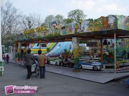 Paris-Foire-du-Trone-2010-247