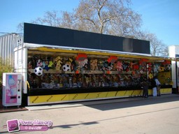 Paris-Foire-du-Trone-2010-30