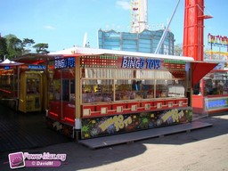 Paris-Foire-du-Trone-2010-42