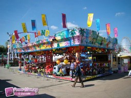 Paris-Foire-du-Trone-2010-52