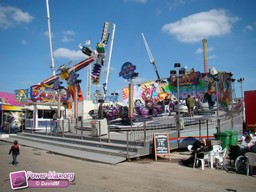 Paris-Foire-du-Trone-2010-66