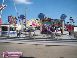 Paris-Foire-du-Trone-2010-67