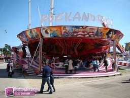 Paris-Foire-du-Trone-2010-74