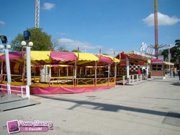 Paris-Foire-du-Trone-2010-77