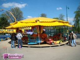 Paris-Foire-du-Trone-2010-83