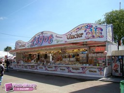 Paris-Foire-du-Trone-2010-92