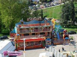 Paris-Foire-du-Trone-2010-99