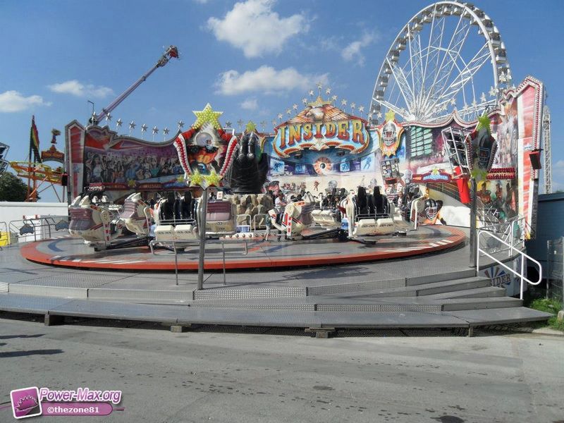 Paris-Foire-du-Trone-2011-39