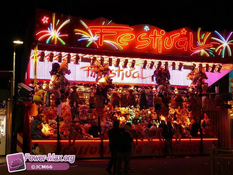 Paris-Foire-du-Trone-2011-64