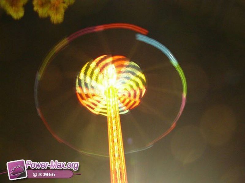Paris-Foire-du-Trone-2011-65