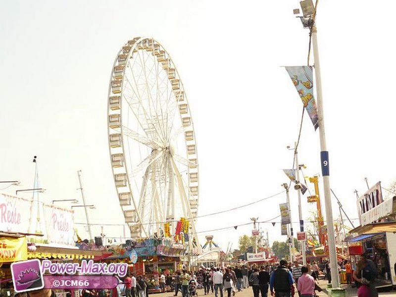 Paris-Foire-du-Trone-2011-76