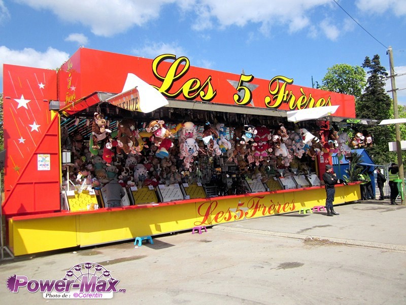 Paris-Foire-du-Trone-2012-36