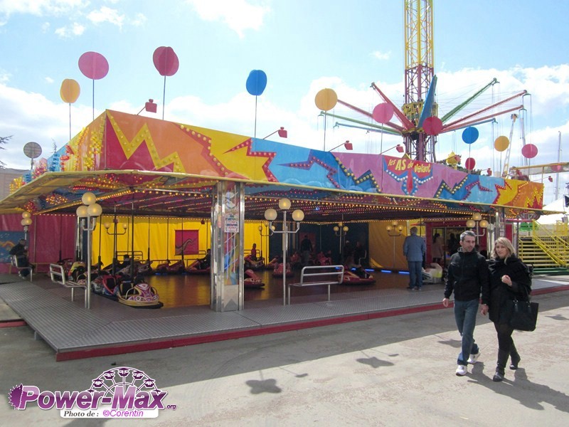 Paris-Foire-du-Trone-2012-38