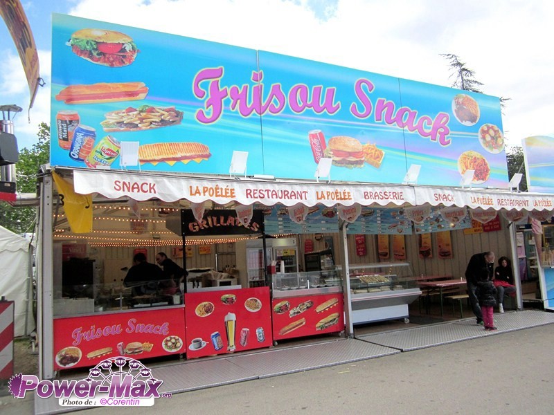 Paris-Foire-du-Trone-2012-41