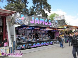Paris-Foire-du-Trone-2012-131